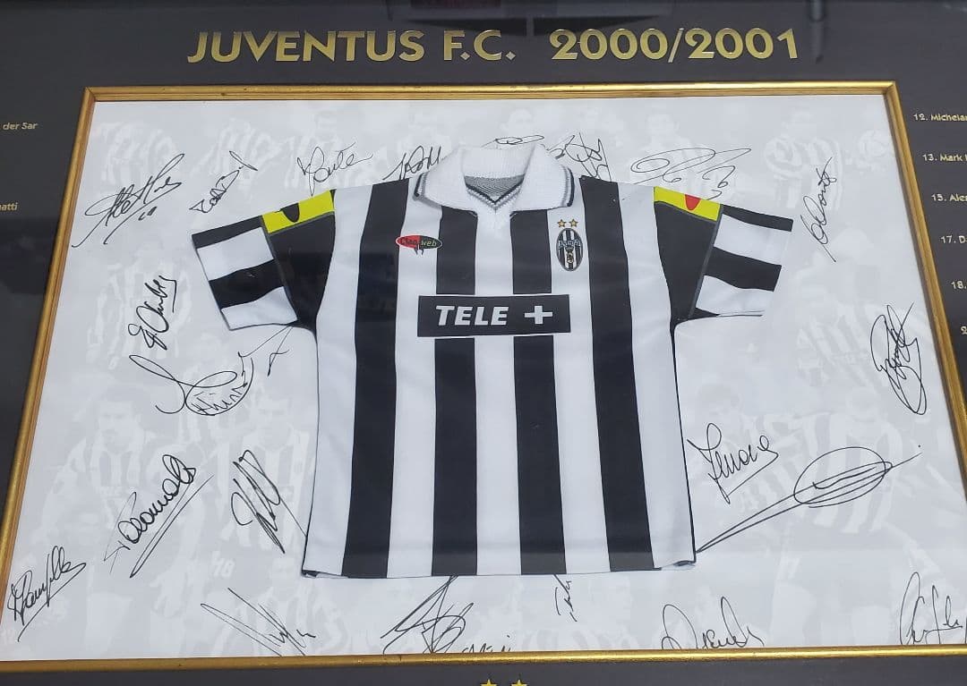 d*7様 500個限定 ユベントス 22名　サインユニホーム ジダン デルピエロ