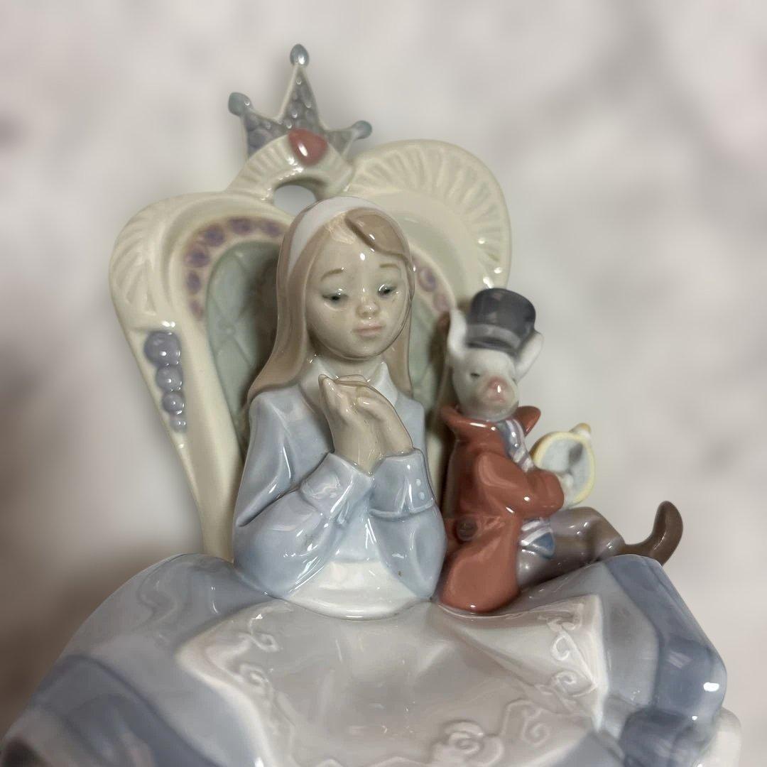 リヤドロ　 アリス・イン・ワンダーランド　不思議の国のアリス