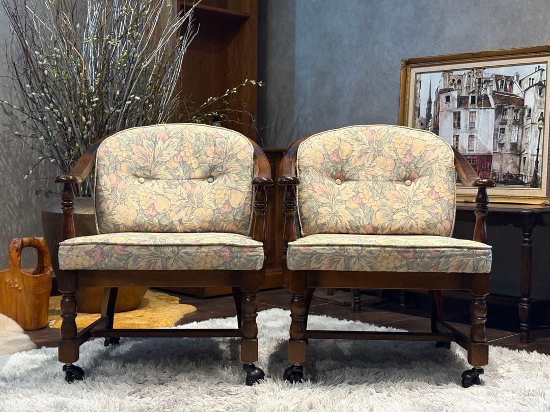 ②karimoku カリモク　アームチェア　ダイニングチェア　キャスター付　nZ