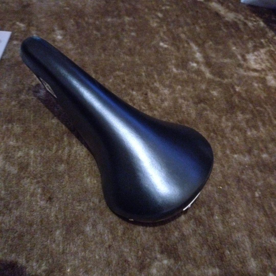 K*P様 SELLE SAN MARCO ROLLS チタン　ブラックサドル