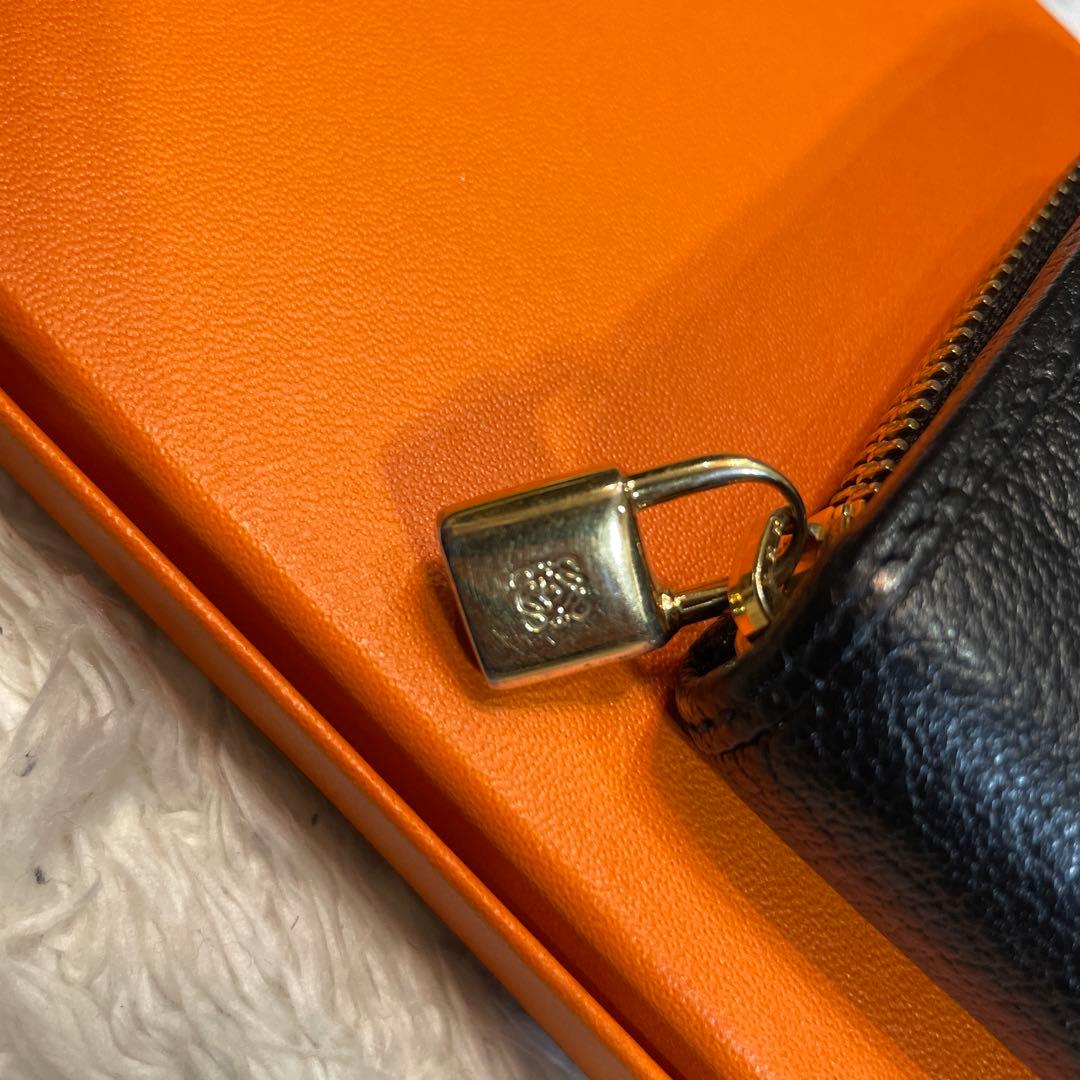 LOEWE ロエベアマソナ ジップ アラウンド ウォレット 長財布