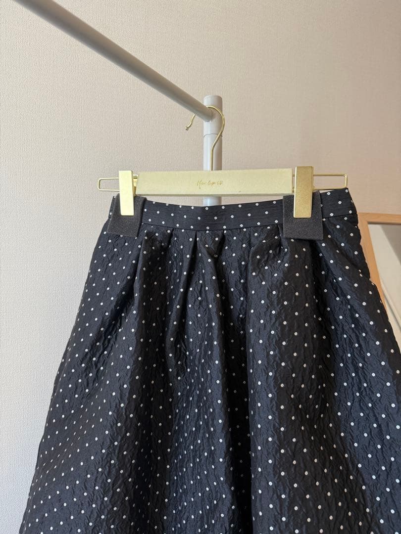 スカート Herlipto Dot Jacquard Flared Skirt