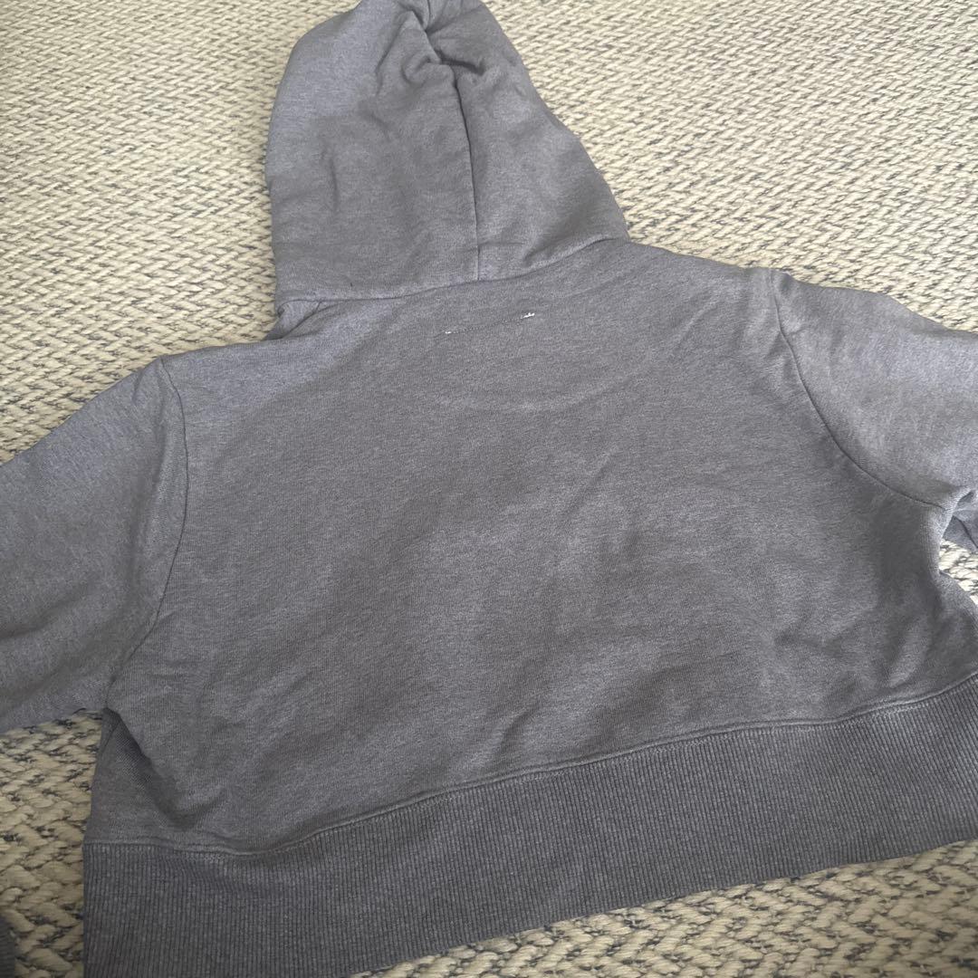 メゾンマルジェラ Maison Margiela MM6 クロップドフーディ