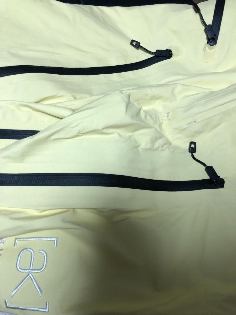 未使用 バートン メンズ AK ゴアテックス KLS ビブ パンツ S イエロー