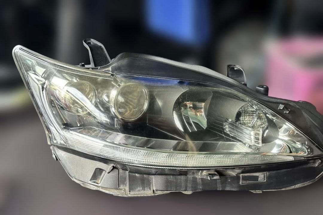 #1827 LEXUS CT ヘッドライト