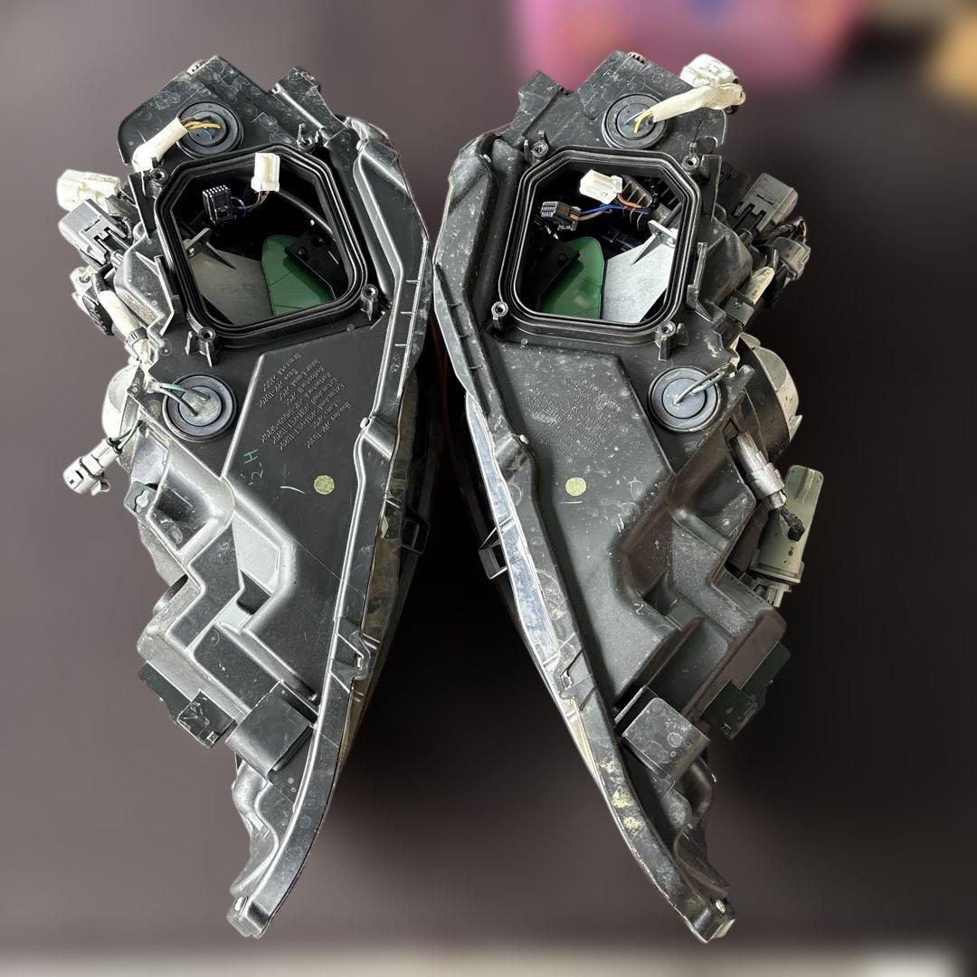 #1827 LEXUS CT ヘッドライト