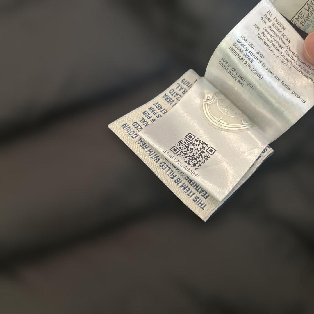 スコーピオンMONCLERダウンジャケット 112cm