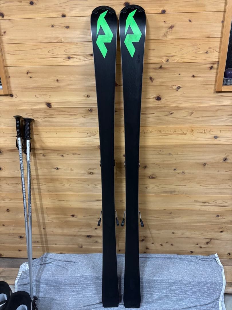 user _……… 専用スキー板等4点セット