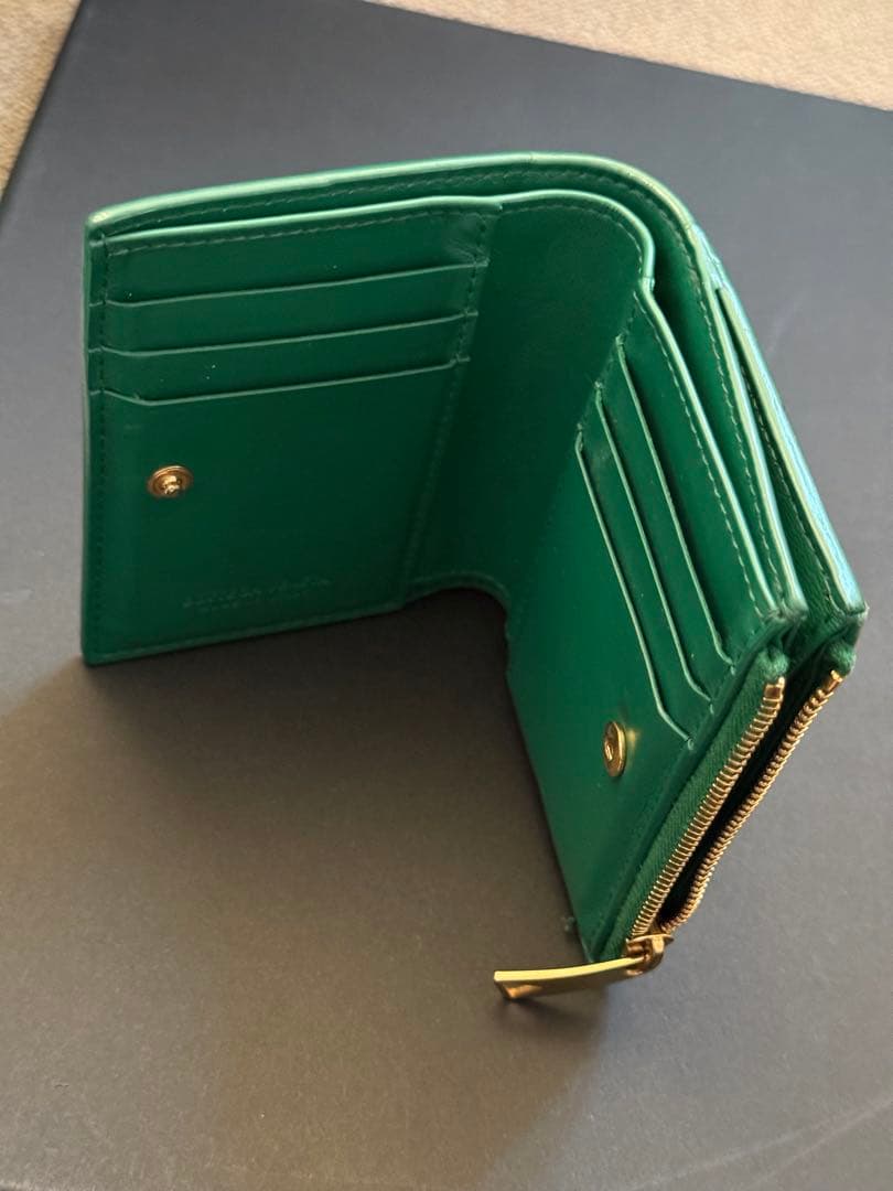 【美品】Bottega Veneta 二つ折り財布 グリーン