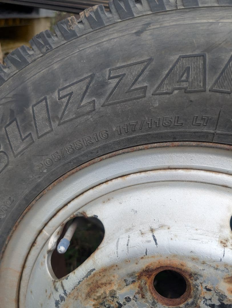 チューブ式ホイール　16インチ　TOPY 　エルフ