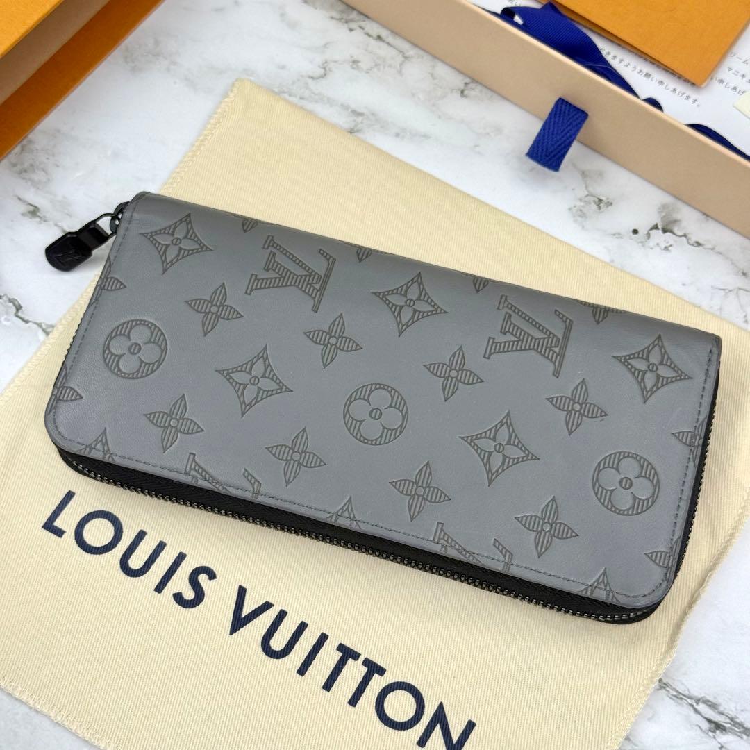 【極美品】ルイヴィトン ジッピーウォレット ヴェルディカル モノグラム シャドウ