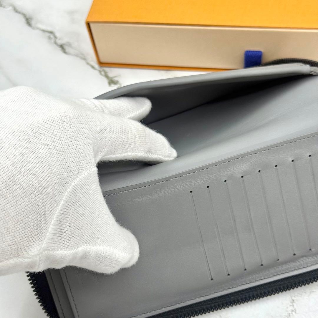 【極美品】ルイヴィトン ジッピーウォレット ヴェルディカル モノグラム シャドウ