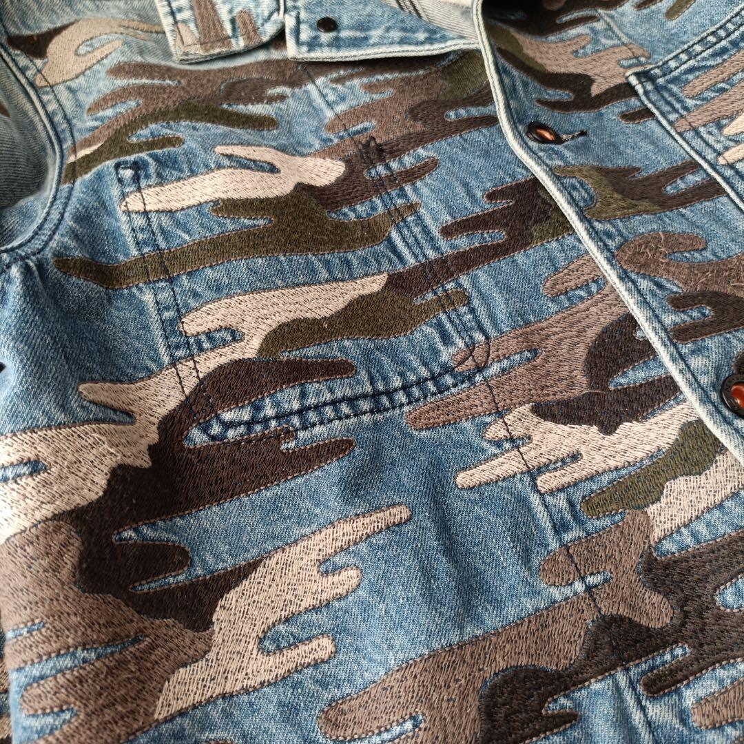 デンハム　カモフラージュ柄　デニムジャケット　Mサイズ