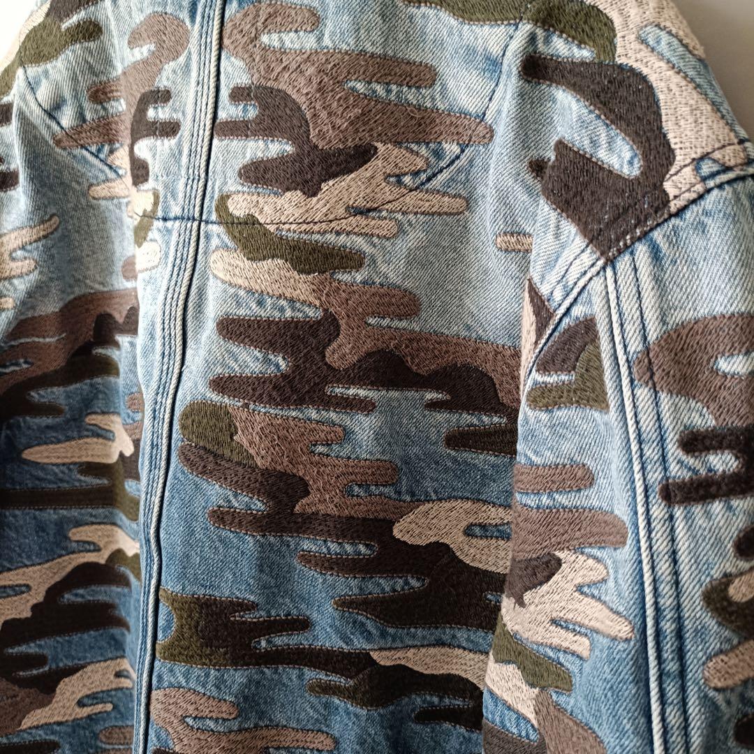 デンハム　カモフラージュ柄　デニムジャケット　Mサイズ