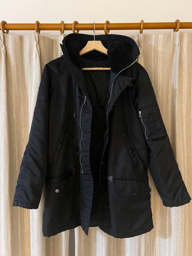 Miu Miu ブラック フード付きアウター