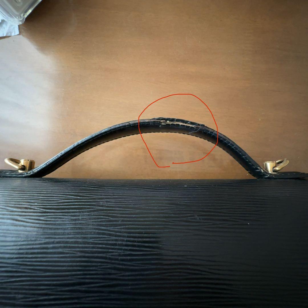 ルイ・ヴィトン モンソー M52122 ハンドバッグ