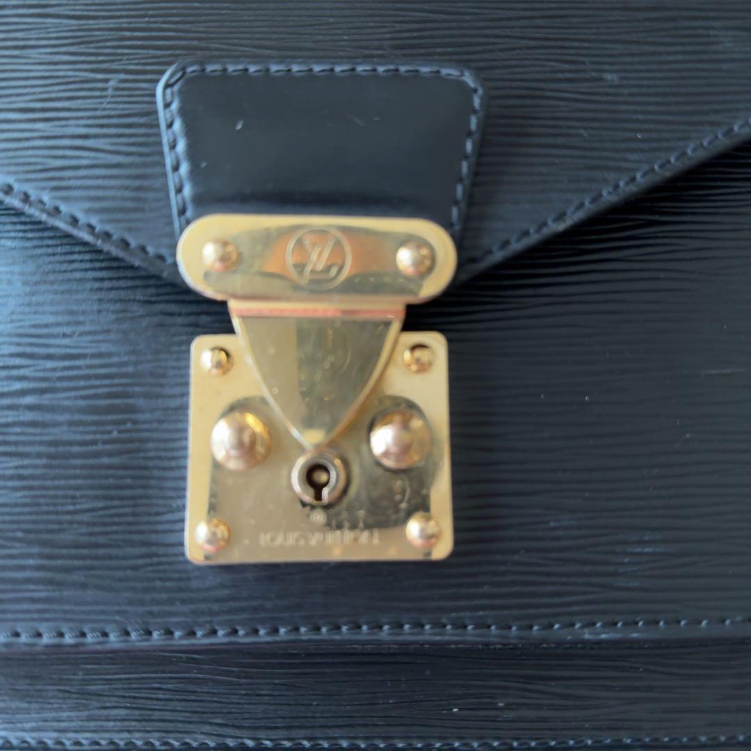 ルイ・ヴィトン モンソー M52122 ハンドバッグ