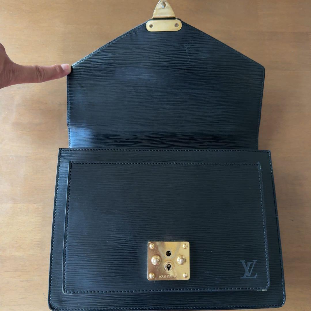 ルイ・ヴィトン モンソー M52122 ハンドバッグ