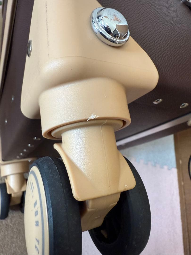 & chouette ブラウン キャリーケース