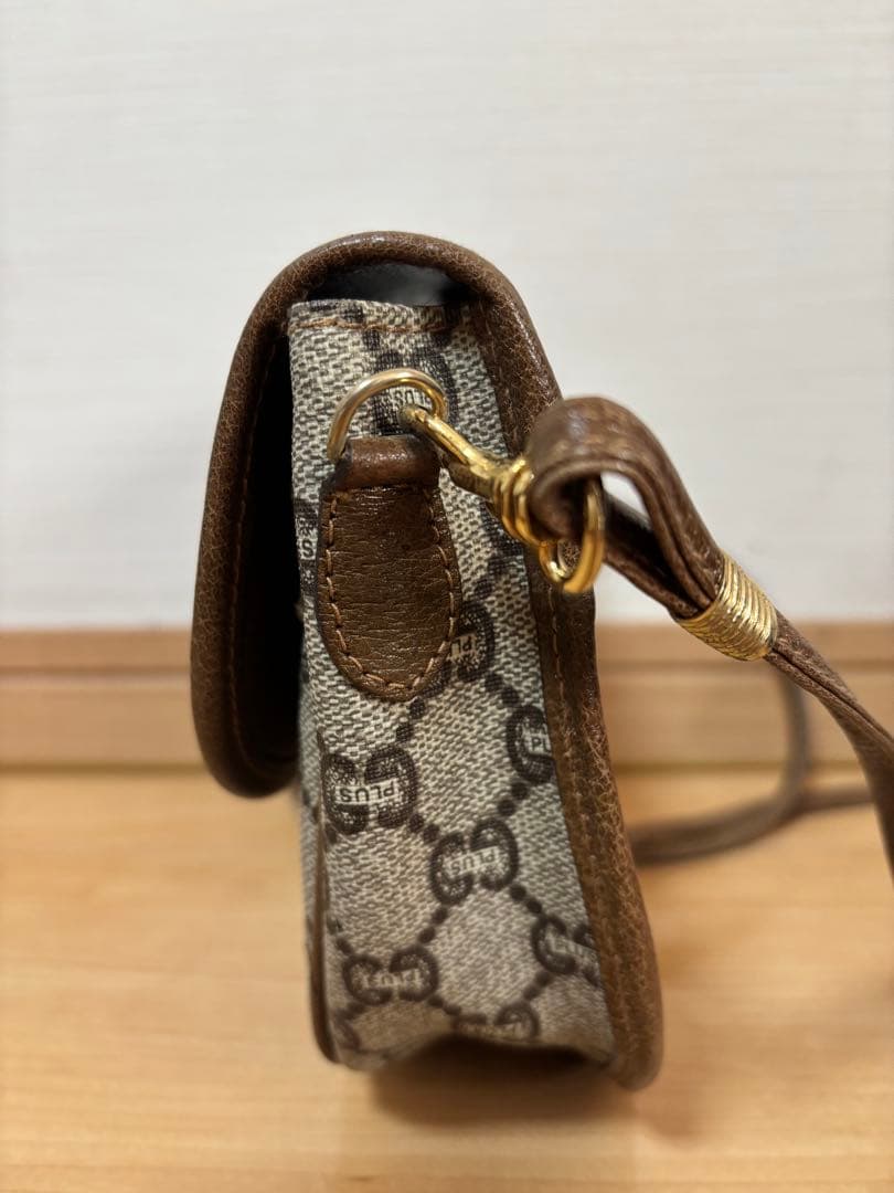 GUCCI PLUSグッチ プラス ショルダーバッグ ポシェット　希少