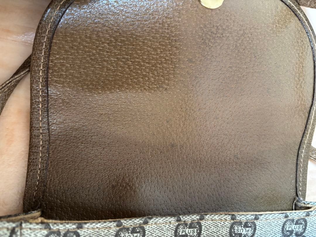 GUCCI PLUSグッチ プラス ショルダーバッグ ポシェット　希少