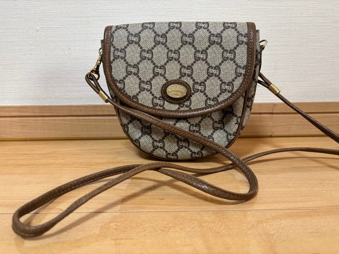 GUCCI PLUSグッチ プラス ショルダーバッグ ポシェット　希少