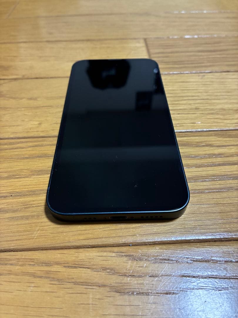 Apple iPhone13 本体