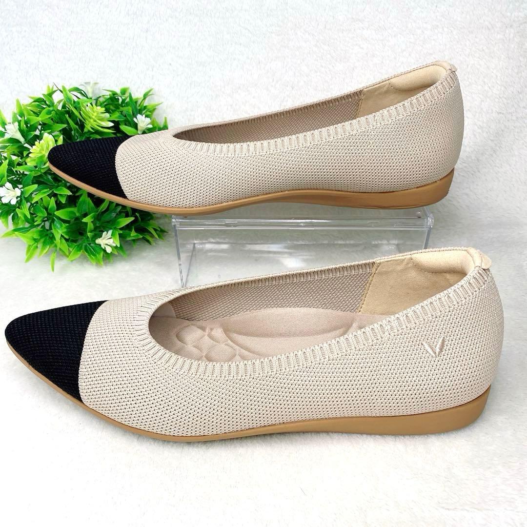 極美品✨VIVAIA ポインテッドフラットパンプス　37.5 ベージュ/ブラック