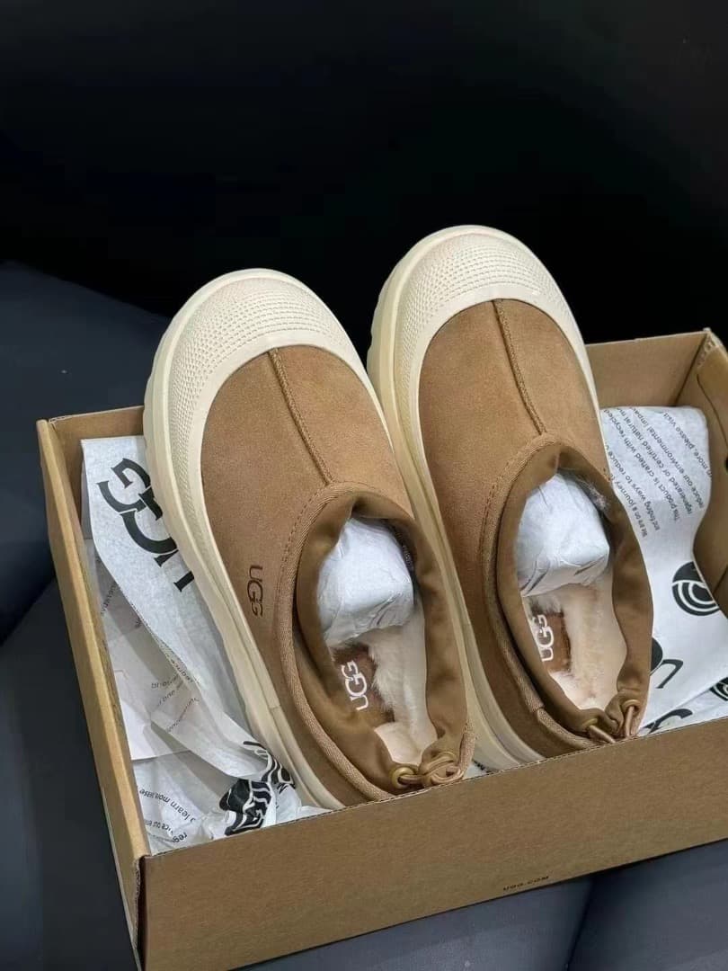 アグ タスマン ウェザー ハイブリッド チェスナット 白キャップサイズ38