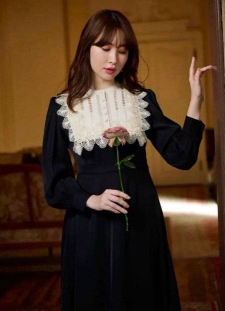 ワンピース herlipto Le Grand Midi Dress