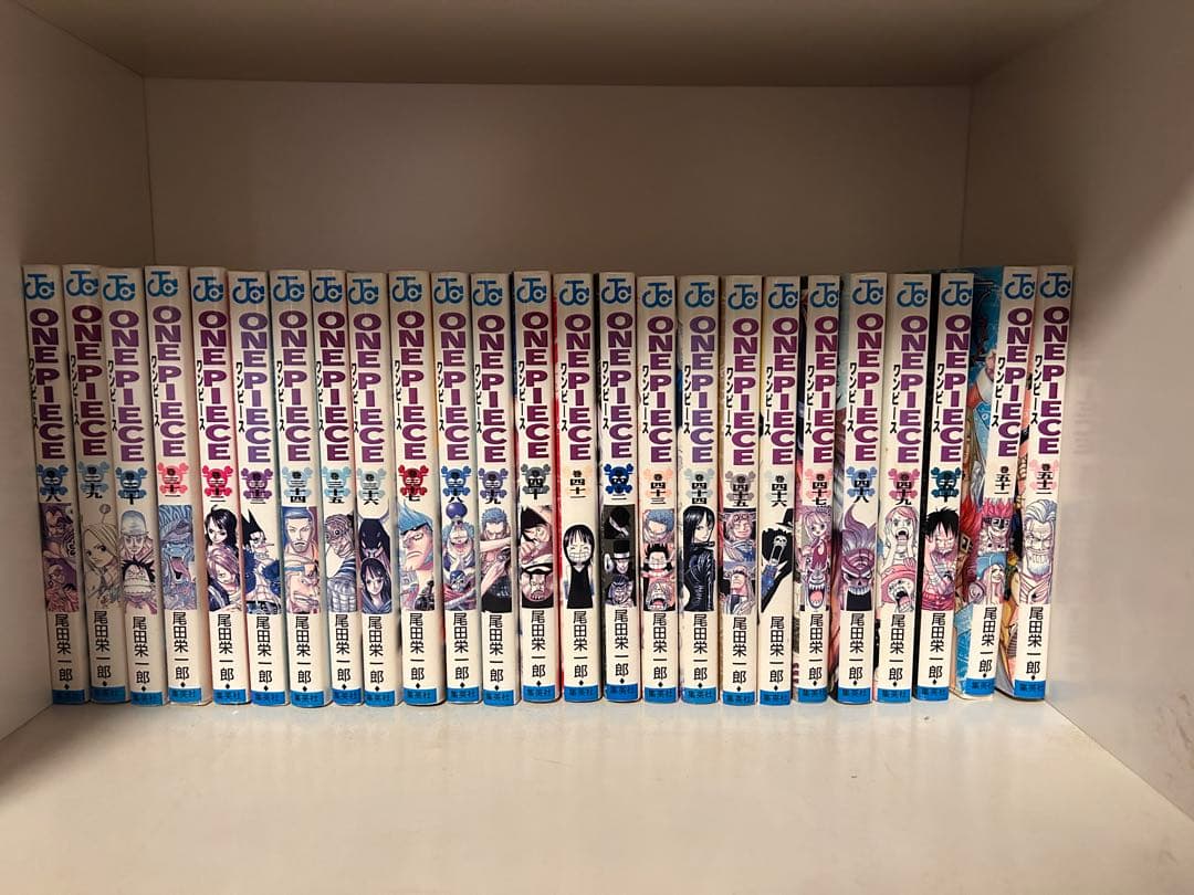 ONE PIECE 1~96巻+関連本10冊