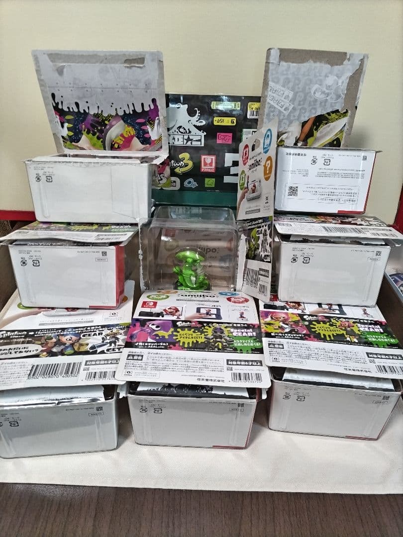 【開封使用品】【未初期化】　スプラトゥーン　amiibo　アミーボ　９体　セット