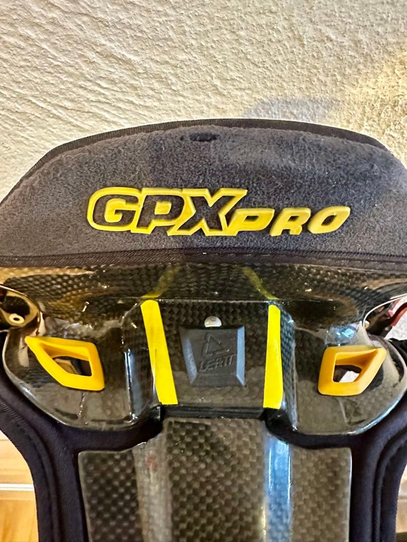 Leatt GPX Pro ネックブレース カーボン MX MTB ダウンヒル