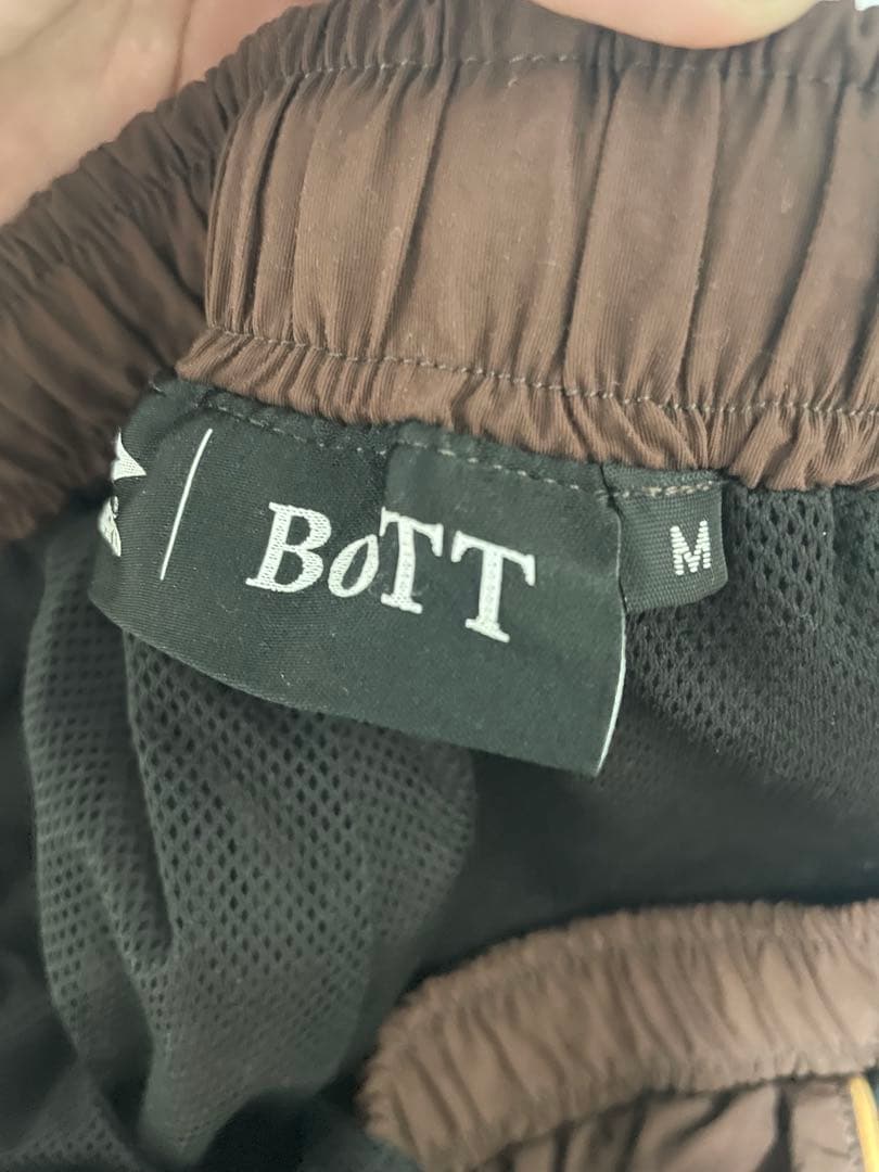 BOTT UMBROコラボトラックパンツ