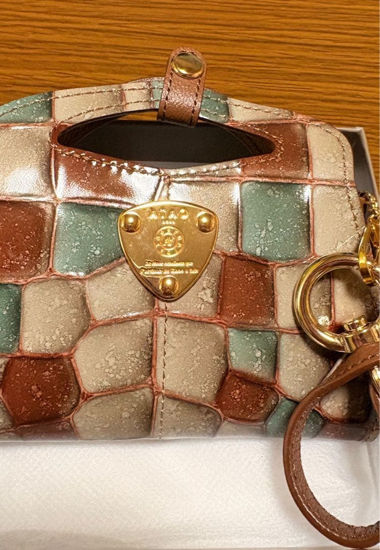 エルビー チャーム キーケース