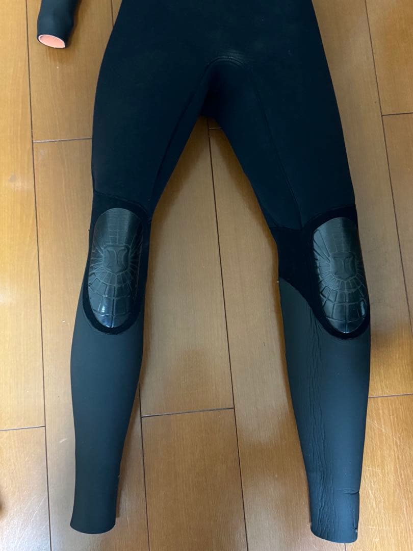 Hurley 5mm/3mm セミドライ