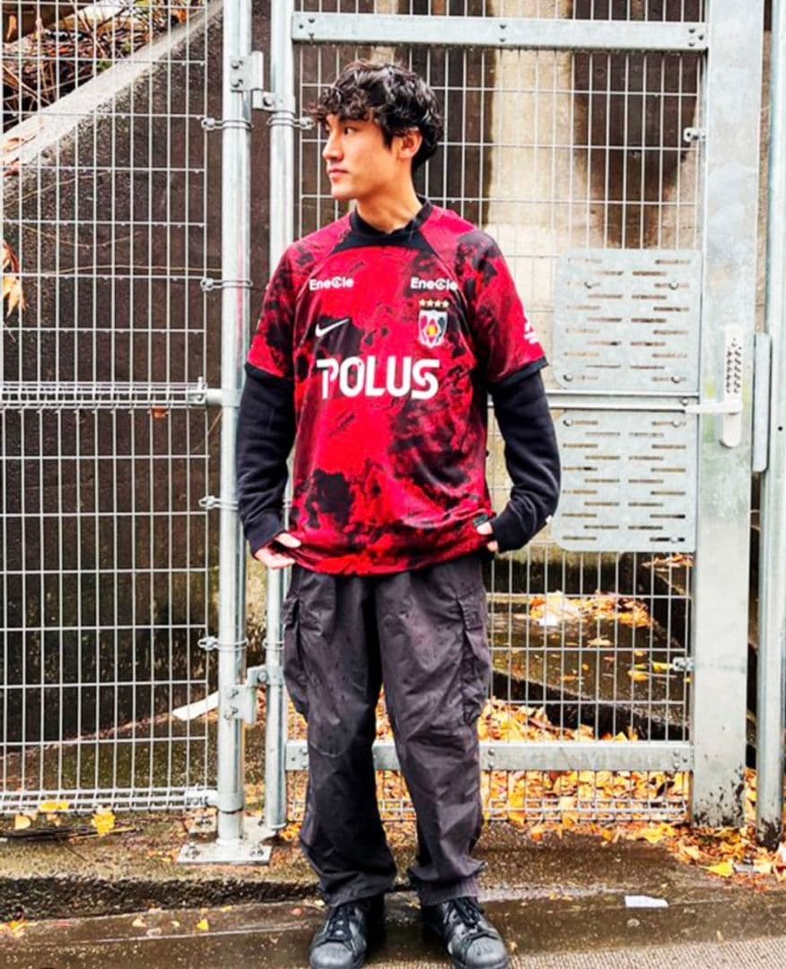 【新品タグ付未開封】2024 浦和レッズ 1stユニフォーム XＬ