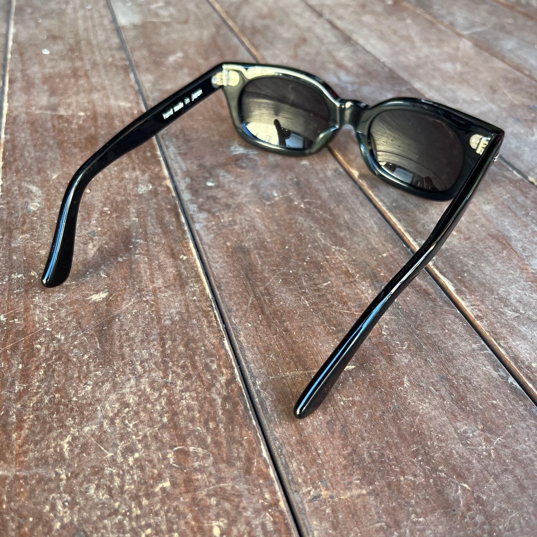 EFFECTOR FUZZ-Sブラック サングラス ケース付き　エフェクター