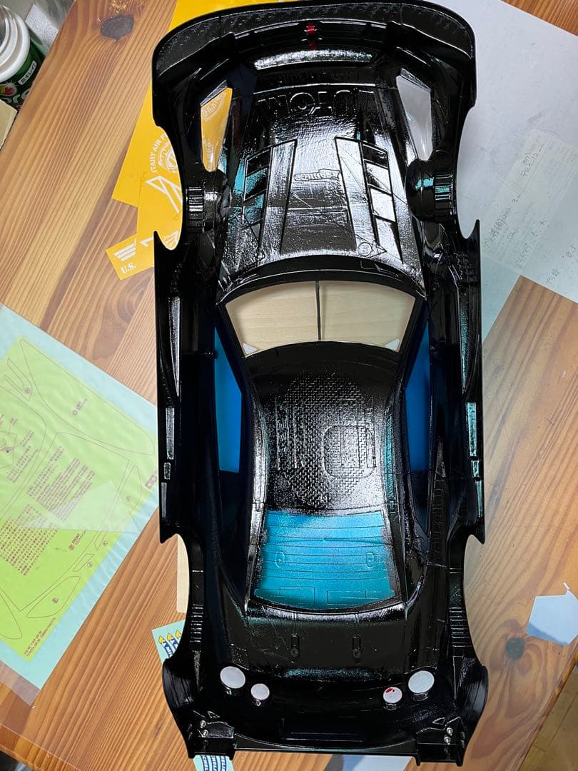 新品、未走行　タミヤ 1/10 MOTUL AUTECH GTRボディ