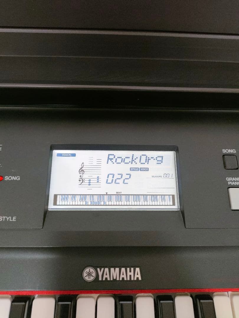 ヤマハ　YAMAHA　電子ピアノ　76鍵盤　piaggero　NP-V80