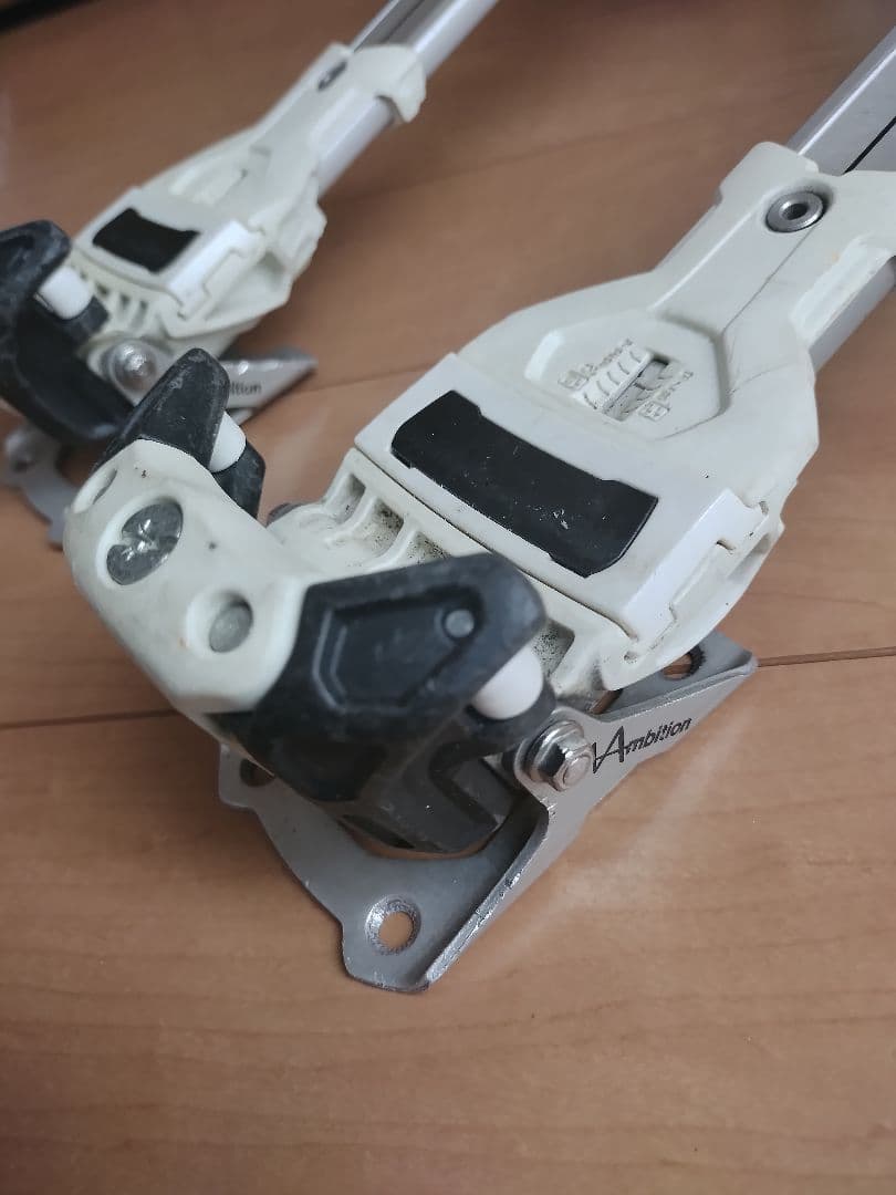 TYROLIA　AMBITION ビンディング　チロリア