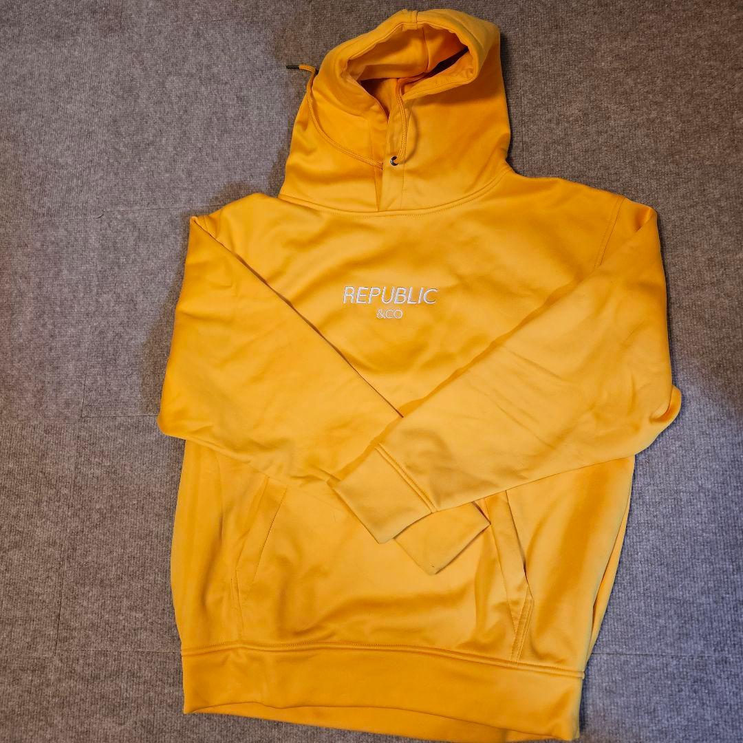 スノーボードウェア　republicパーカー&mahtパンツ