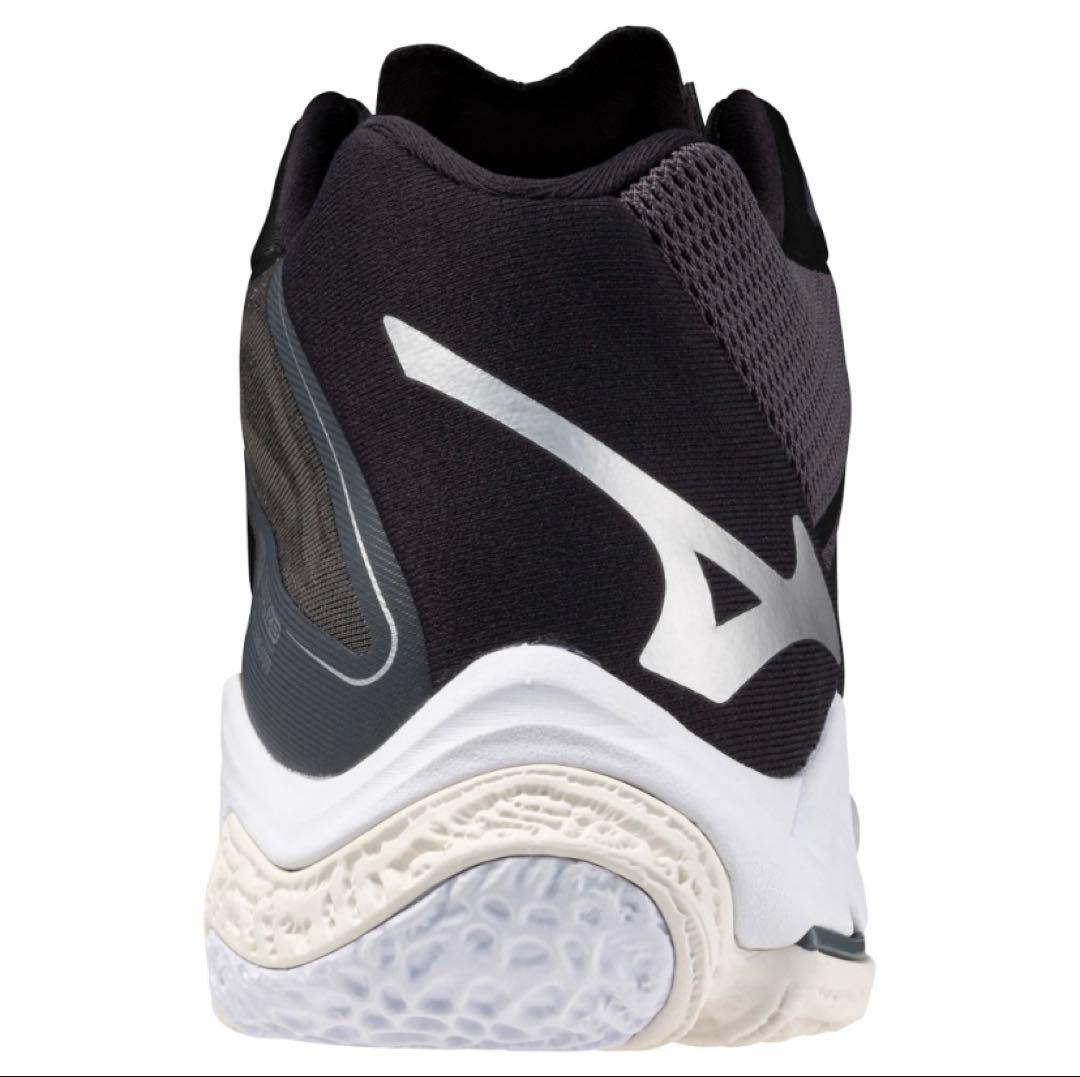 バレーボールシューズ ウエーブライトニング Z8 MID V1GA240552