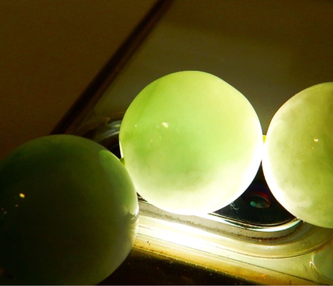 専用　最高級糸魚川翡翠　13mm