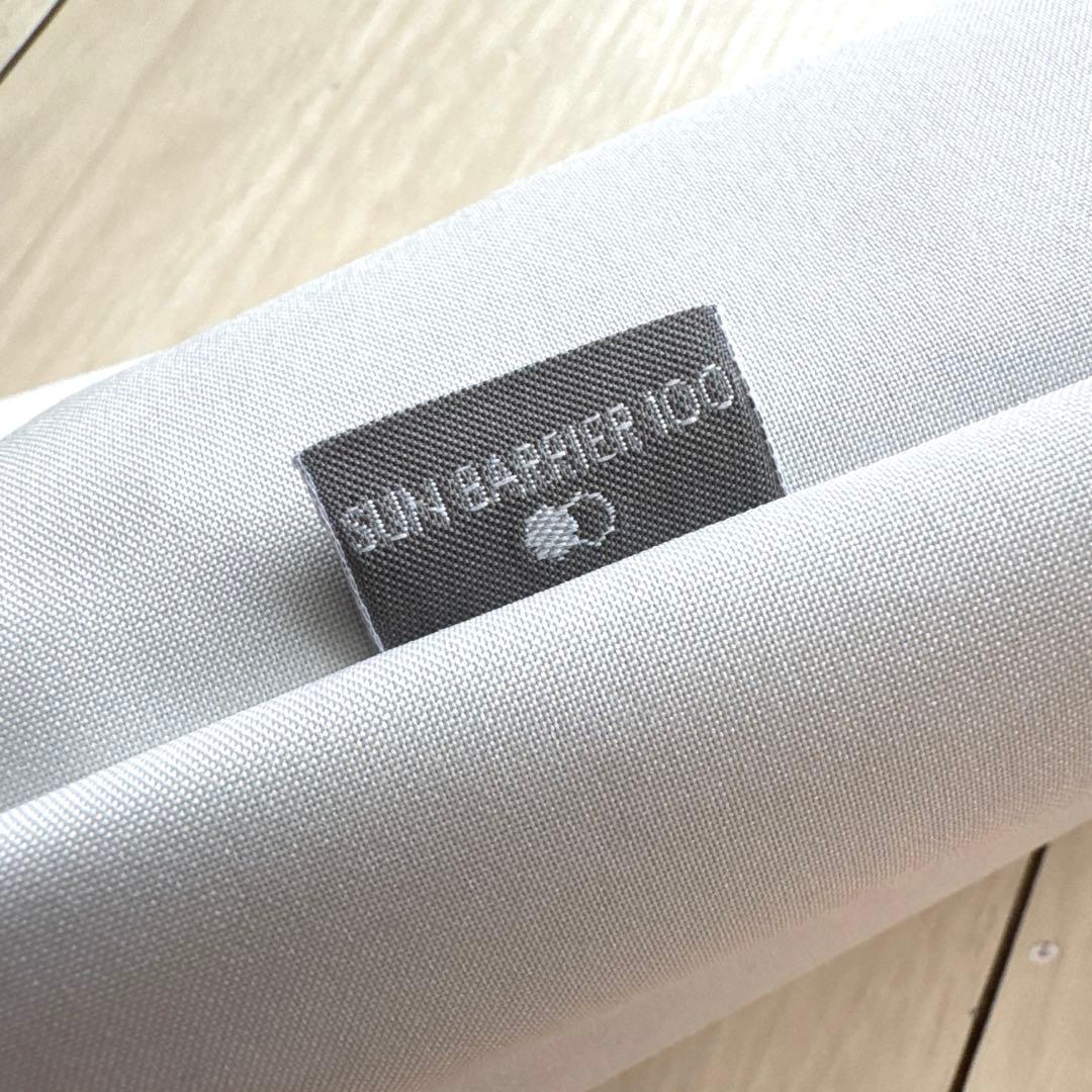 【新品】サンバリア100 折りたたみ日傘　２段折 / 無地　ホワイト　ストレート