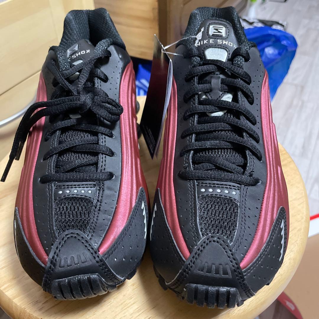 なゆナイキ　ショックスNike Women's Shox R4 AR24㎝