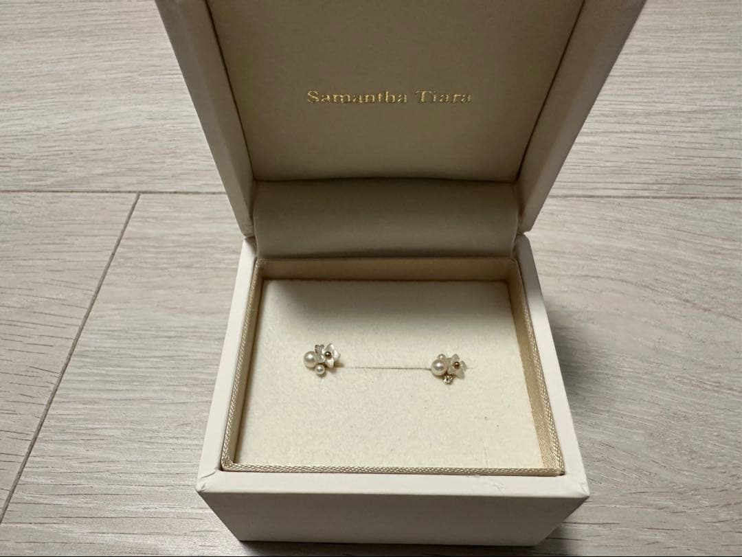 【ごま】Samantha Tiara K10 YG フラワーパールピアス