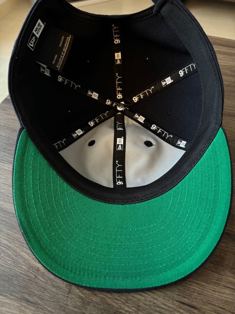 SEE SEE × NEW ERA キャップ　ネイビー