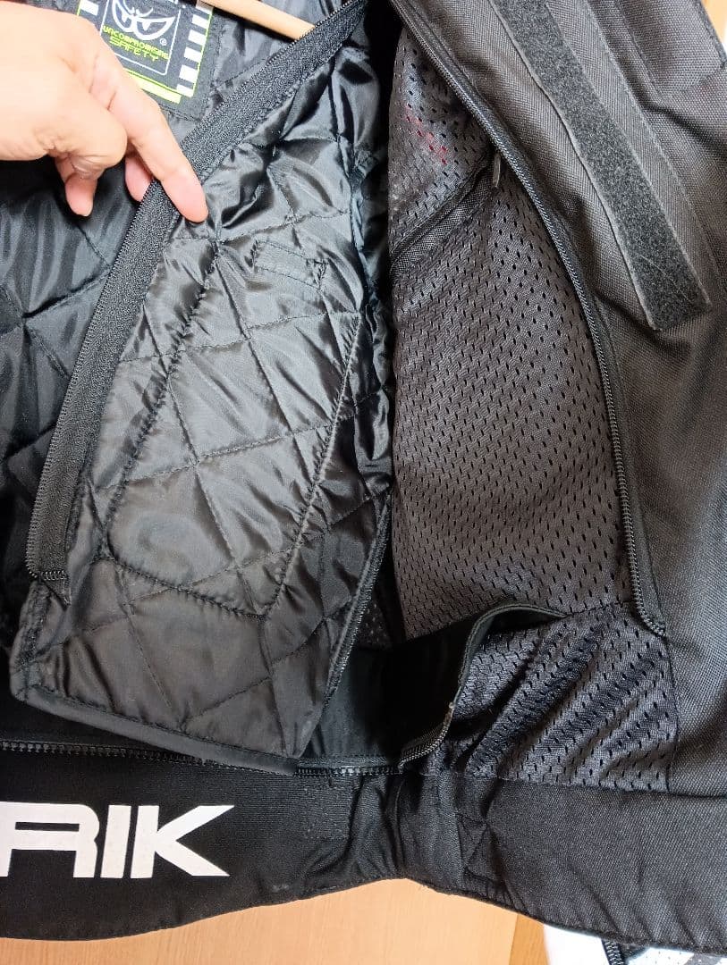 BERIK バイク用ジャケット ホワイト/ブラック/レッド　メンズ