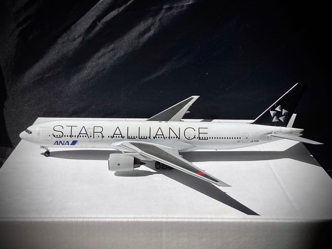 プラモデル完成品 ハセガワ ANA777-200 スターアライアンスJA712A